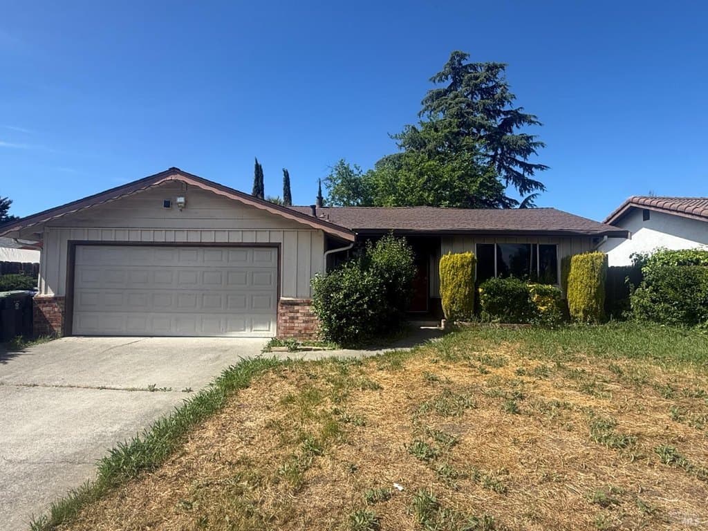 3 bedroom house for sale at 2051 Barbour Dr Fairfield 94534 - $370,000
