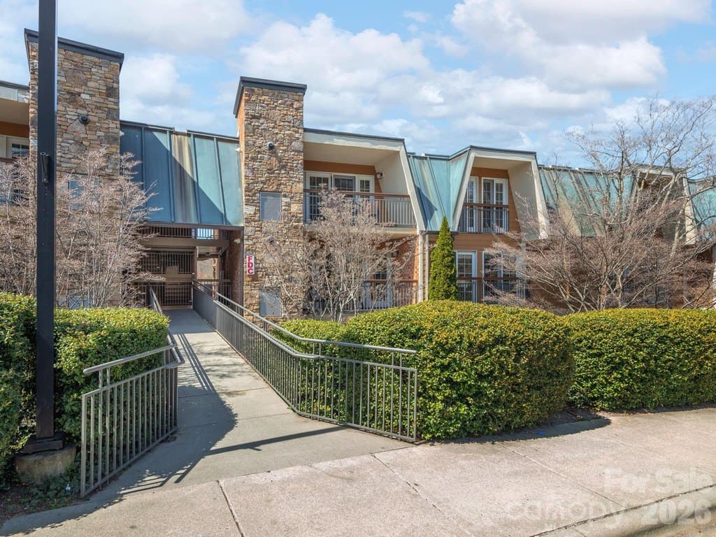 2 bedroom condo for sale at 307 Bowling Park Rd Asheville - $300,000