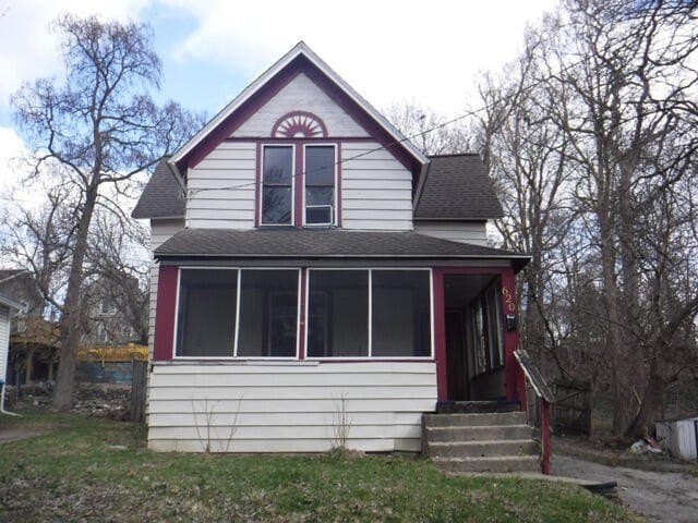 4 bedroom house for sale at 620 Gilbert Ave Kalamazoo - $90,000