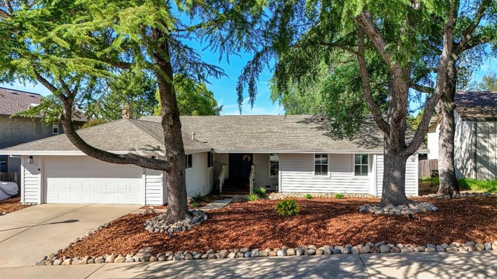 3 bedroom house for sale at 103 Rebecca Way Folsom - $699,000