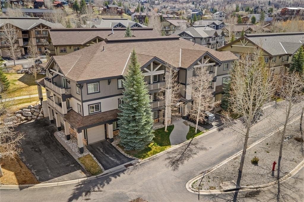 2 bedroom condo for sale at 3340 Columbine Dr Unit 703 Steamboat Springs 80487 - $877,000