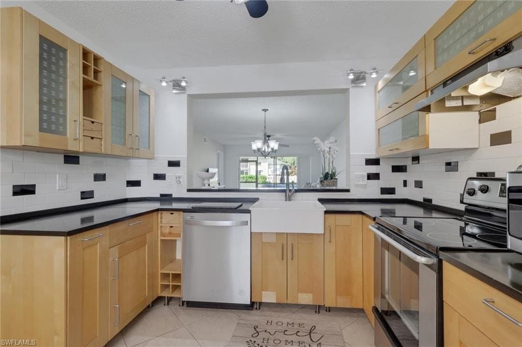 2 bedroom condo for sale at 600 Squire Cir Apt 103 Berkshire Lakes - $252,000