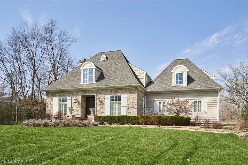 4 bedroom house for sale at 2242 Rock Crk N Akron - $995,000