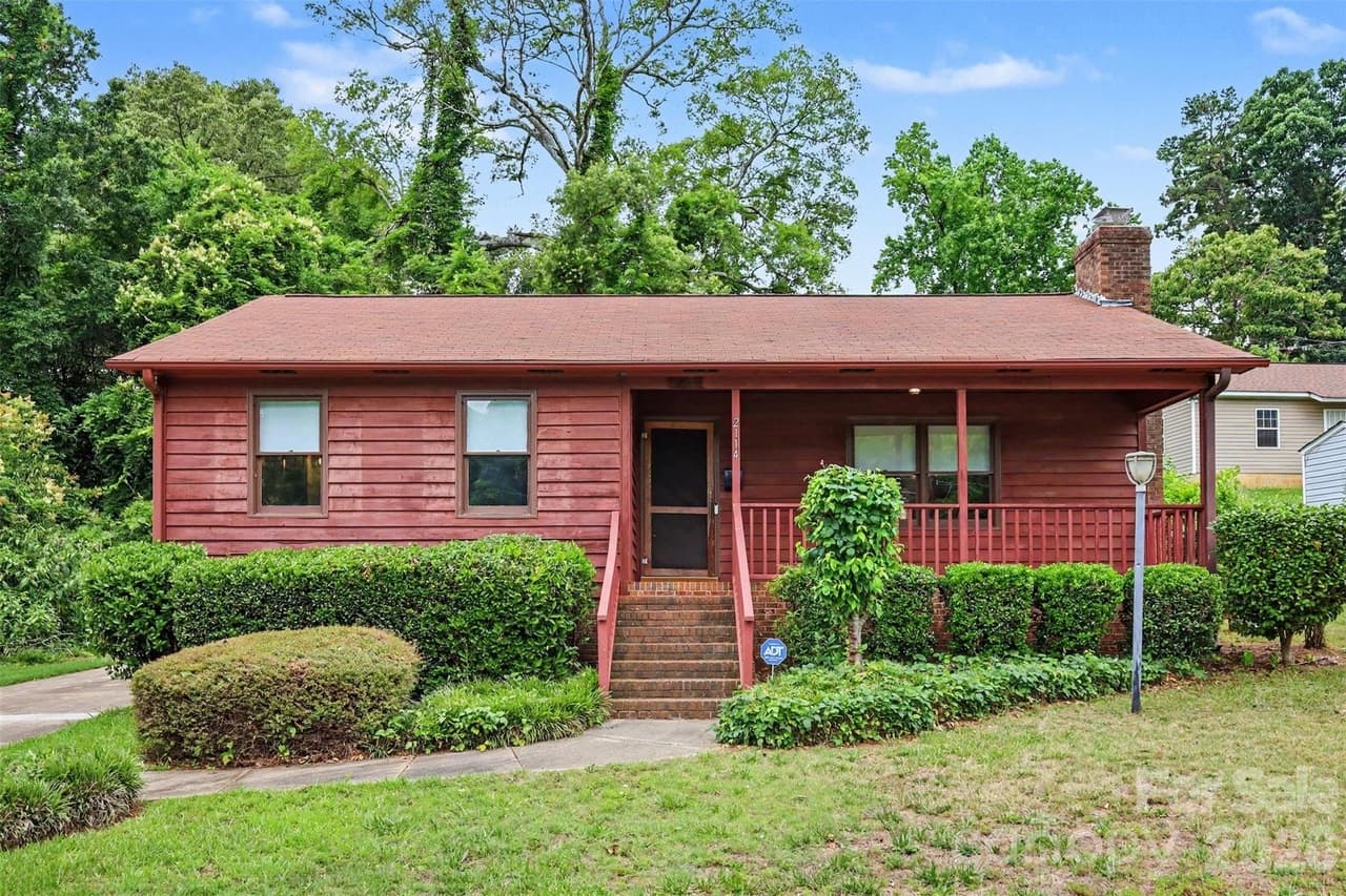 2 bedroom mobile home for sale at 2114 Wilson Ave Mount Airy 28208 - $310,000