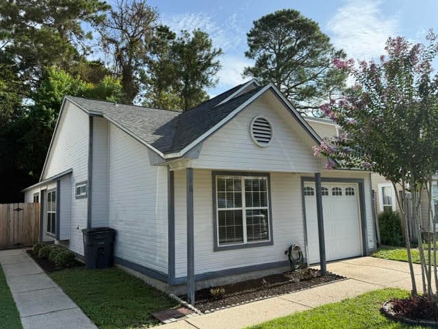 3 bedroom mobile home for sale at 16 Kelly Way Orlando 32580 - $249,900